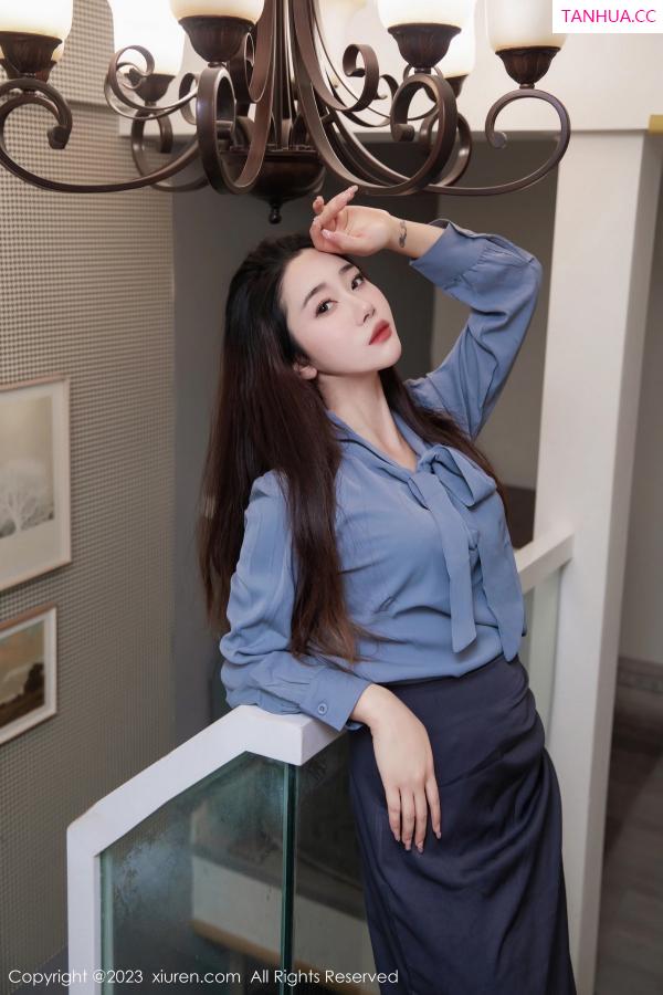   [XiuRen]高清写真图 2023.08.03 No.7179 严利娅Yuliya 黑丝短裙第50张图片